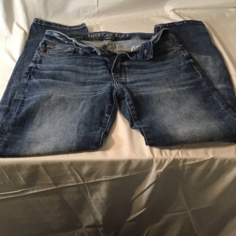 American Eagle Outfitters Women's Medium Blue Straight Leg Jeans